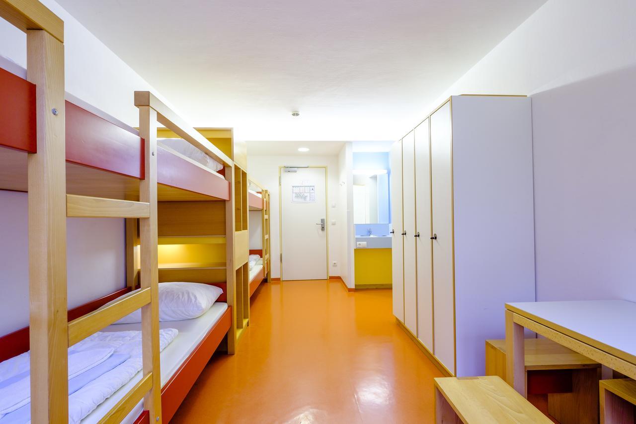 Hi Park Youth Auberge de jeunesse *